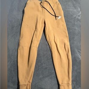 Tan Nike Tech Pants size:M